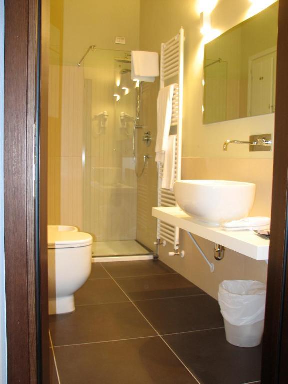 Parizzi Suites & Restaurant Parma Room photo